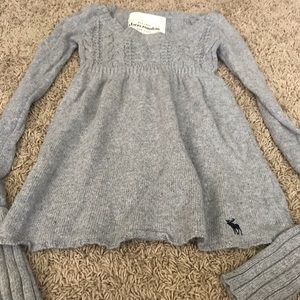 3/$20 Abercrombie Kids Adorable Long Sleeve- M